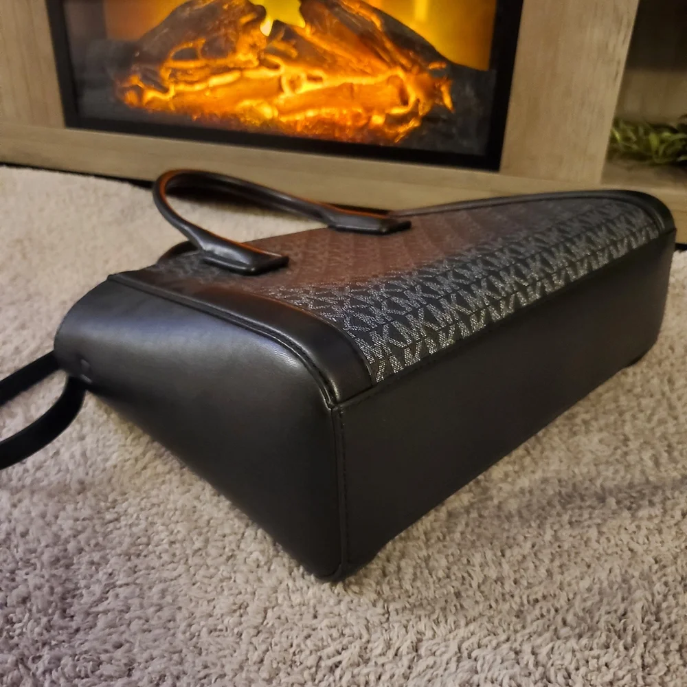 MICHAEL Michael Kors Medium satchel - Picture 3 of 7